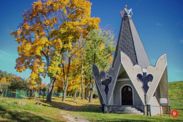 KAPLICA UKORONOWANIA